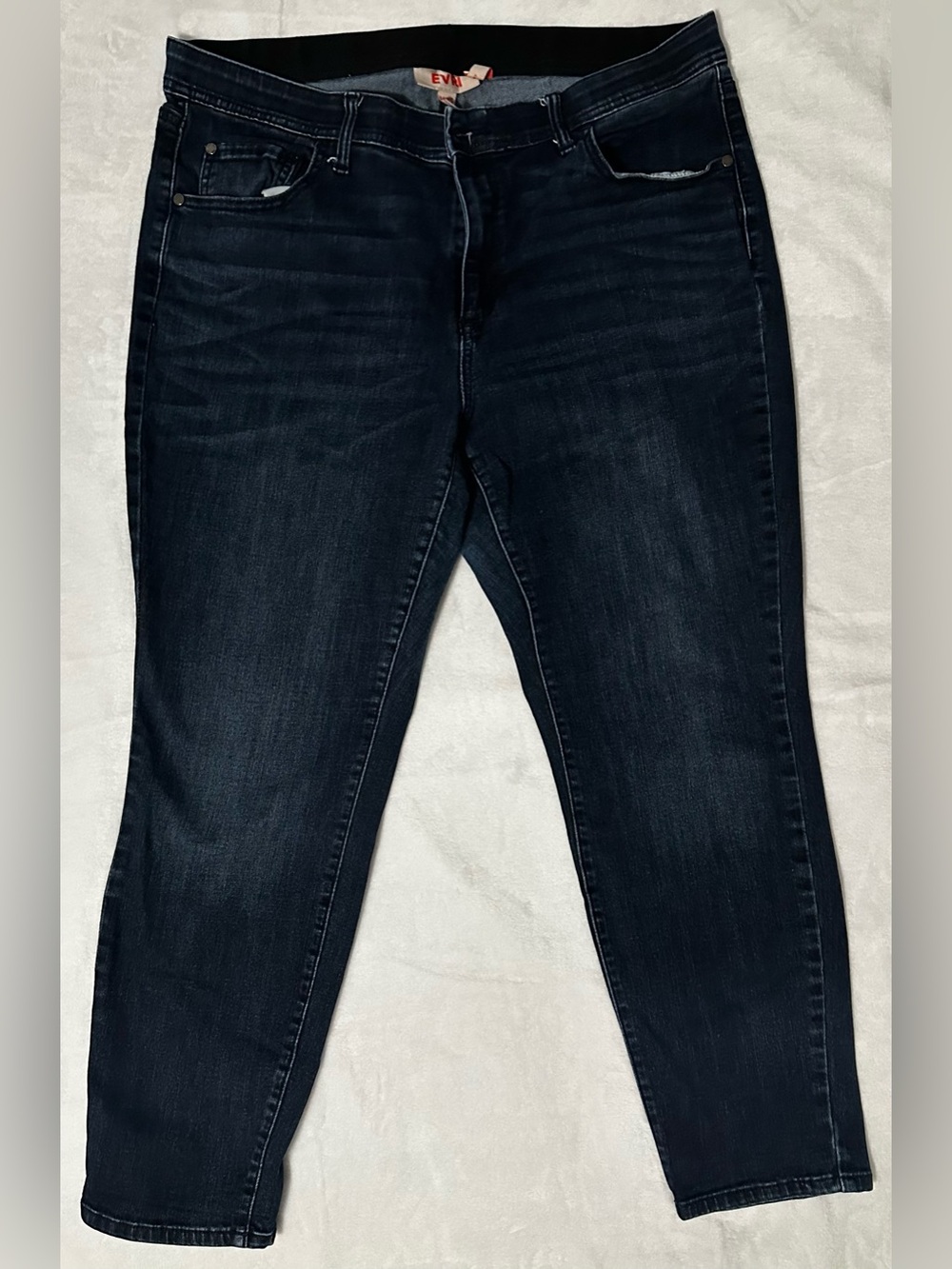 16w Short EVRI Skinny Jeans
